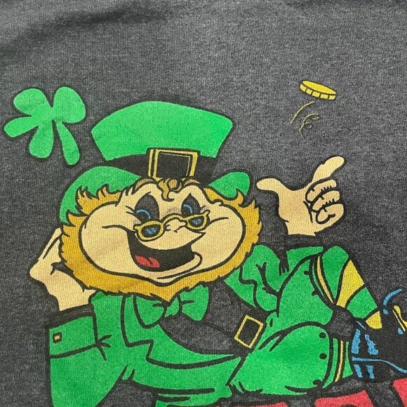 Vintage St. Patrick's Day Irish Ireland I Feel Lucky Leprechaun 1980s Sweatshirt - Picture 3 of 4